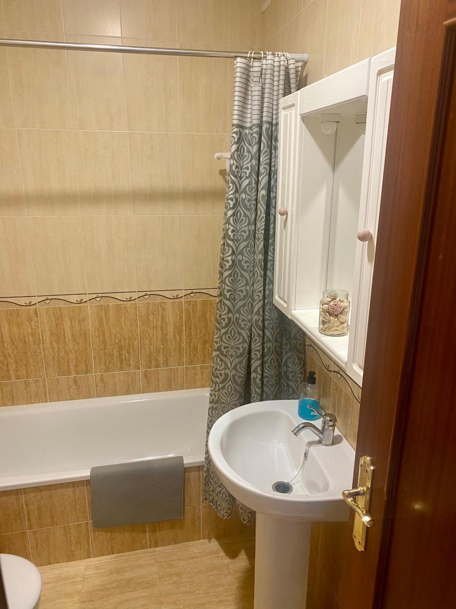 Precioso Apartamento En Complejo Residencial. Alcaucín Kültér fotó